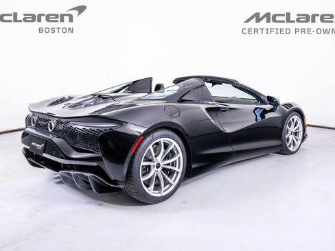 Used 2025 McLaren Artura Spider RWD image 7