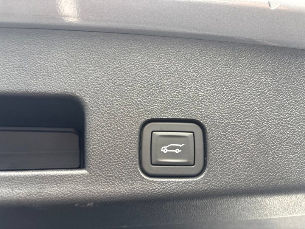 Used 2026 GMC Acadia Elevation AWD/4WD image 29