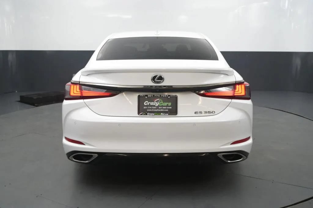 Used 2024 Lexus ES 350 F Sport w/ Accessory Package (Z2) FWD image 4