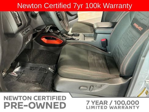 Used 2025 Nissan Frontier PRO-4X AWD/4WD image 19
