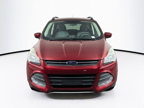 Used 2016 Ford Escape SE w/ Equipment Group 201A FWD image 2