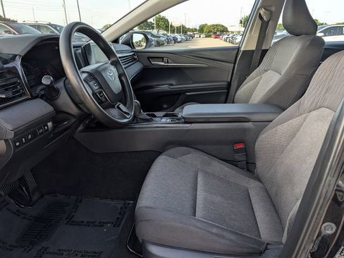 Used 2025 Toyota Camry LE FWD image 25