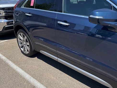 Used 2019 Cadillac XT4 Premium Luxury w/ Technology Package AWD/4WD image 5