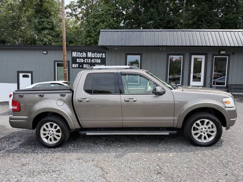Used 2007 Ford Explorer Sport Trac Limited AWD/4WD image 7