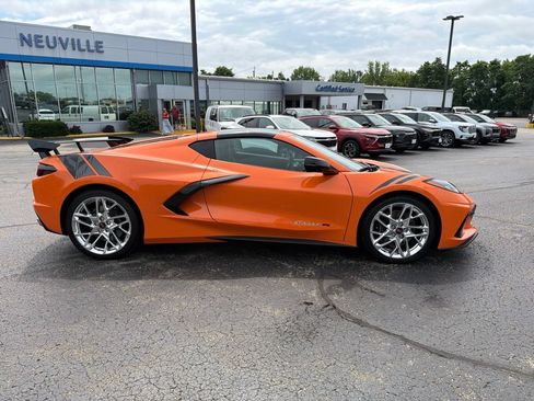 Used 2024 Chevrolet Corvette Stingray Coupe w/ Z51 Performance Package RWD image 2