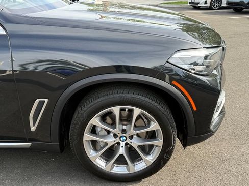 Used 2022 BMW X5 xDrive40i w/ Premium Package AWD/4WD image 9