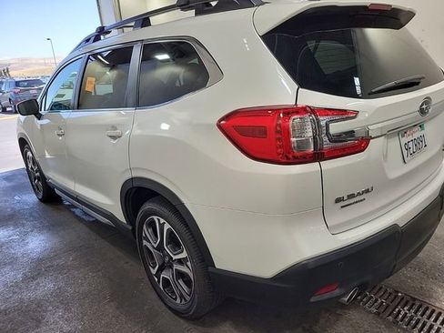 Used 2023 Subaru Ascent Limited AWD/4WD image 3