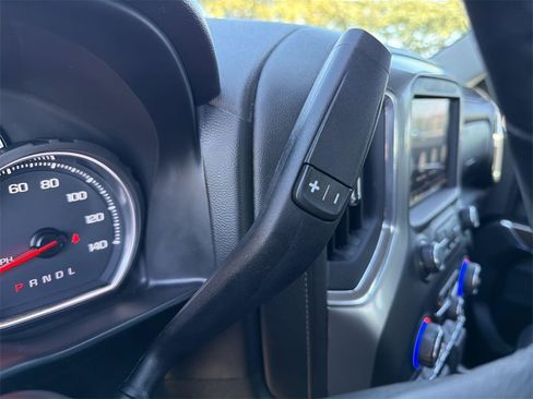 Used 2021 Chevrolet Silverado 1500 LT Trail Boss w/ Convenience Package II image 12