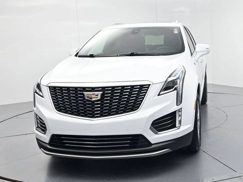 Used 2021 Cadillac XT5 Premium Luxury AWD/4WD image 3