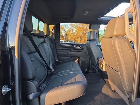 Certified 2025 Chevrolet Silverado 2500 LTZ w/ LTZ Plus Package image 27