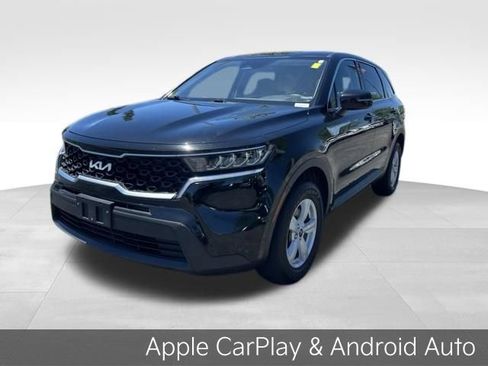 Used 2022 Kia Sorento LX AWD/4WD image 4