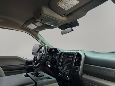 Used 2020 Ford F250 XL w/ STX Appearance Package AWD/4WD image 17