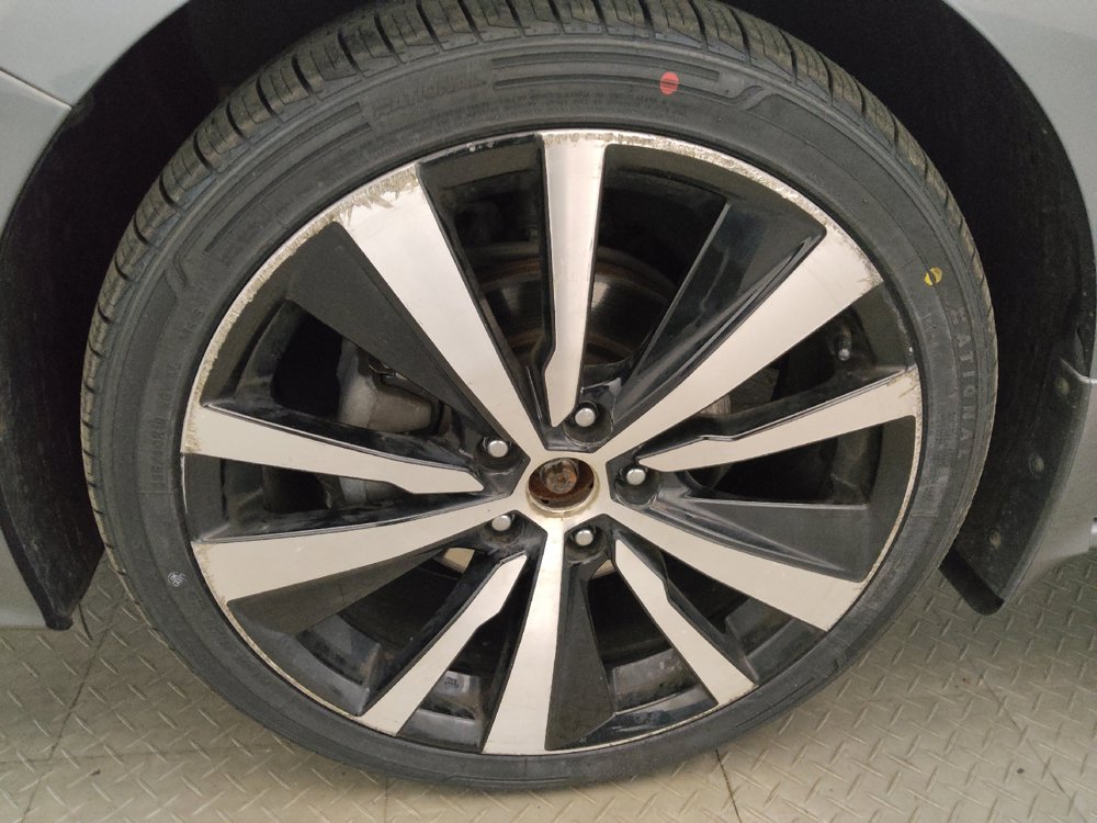 Used 2019 Nissan Altima 2.5 SR w/ SR Premium Package AWD/4WD image 31