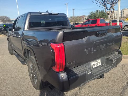 Used 2023 Toyota Tundra Platinum image 3