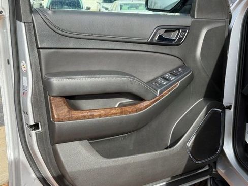 Used 2019 Chevrolet Tahoe LS image 9