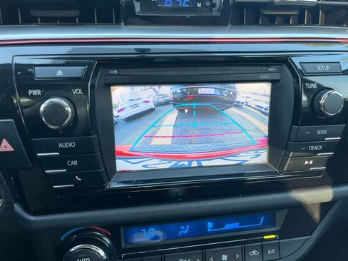 Used 2016 Toyota Corolla S Special Edition FWD image 26