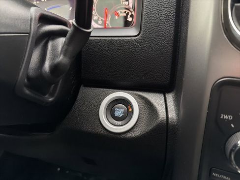 Used 2018 RAM 3500 Laramie w/ Sport Appearance Group image 35