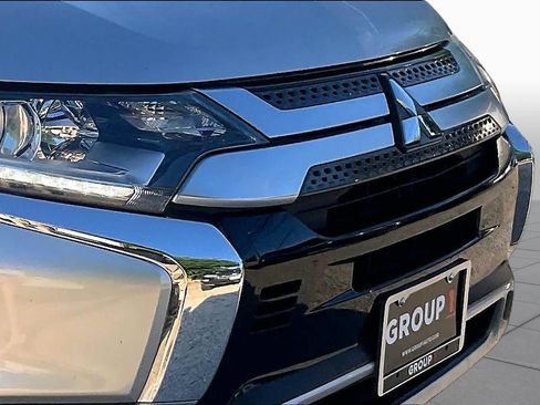Used 2020 Mitsubishi Outlander SEL FWD image 29