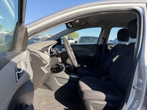 Used 2019 Chevrolet Sonic LT image 15