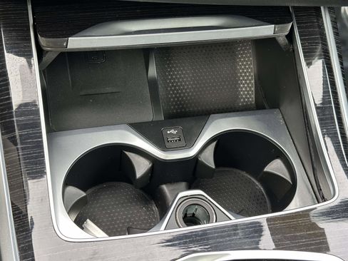 Used 2024 BMW X7 xDrive40i w/ M Sport Package image 33