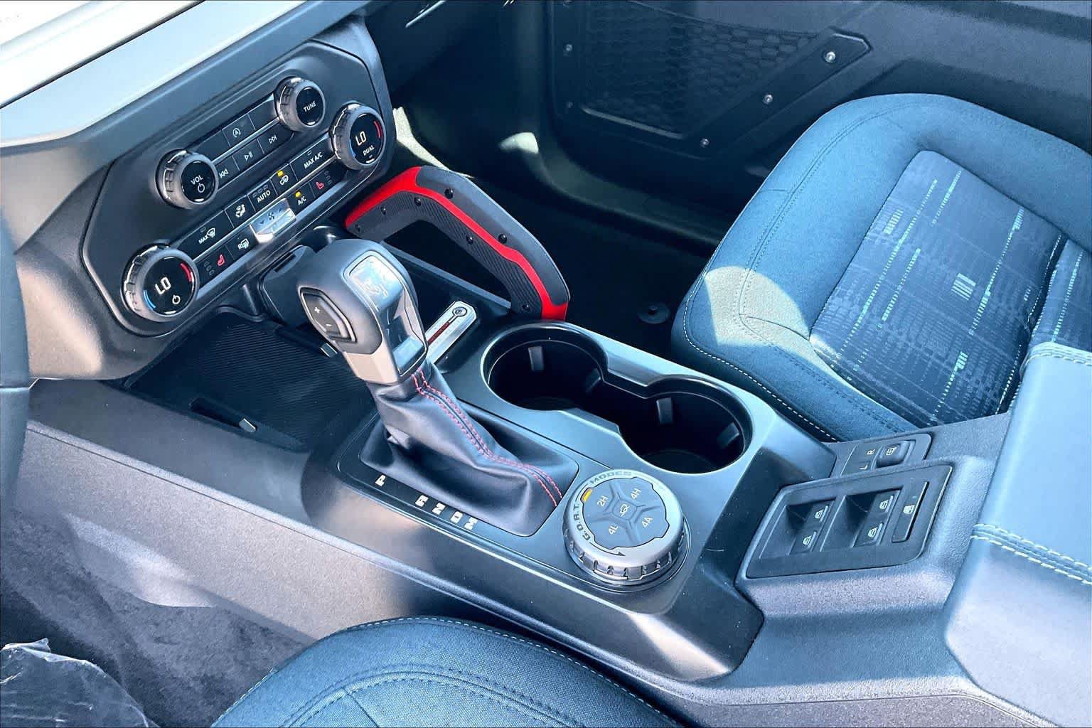 New 2026 Ford Bronco Heritage Edition AWD/4WD image 7