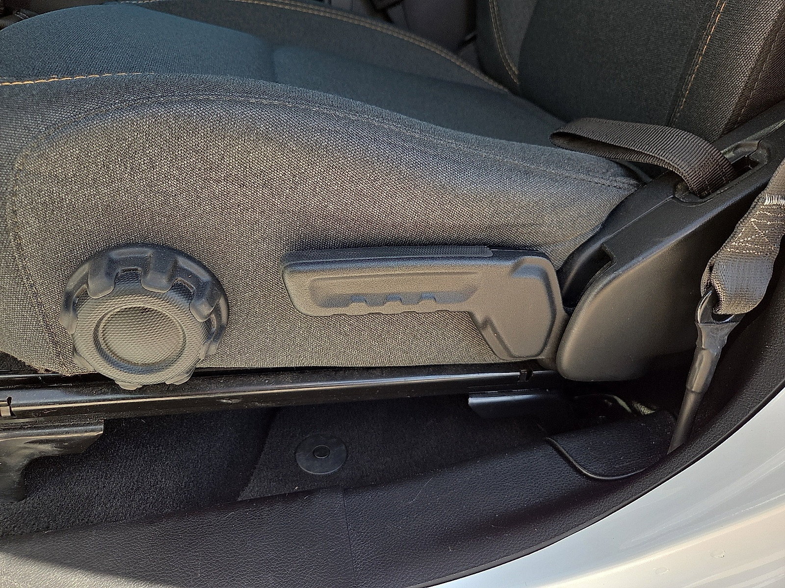 Used 2024 Jeep Wrangler Unlimited Sport AWD/4WD image 15