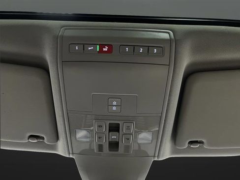 Used 2020 Volkswagen Atlas SEL image 26