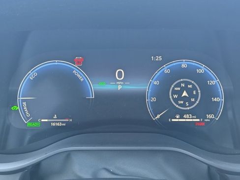 Used 2025 Toyota Sienna XSE image 22