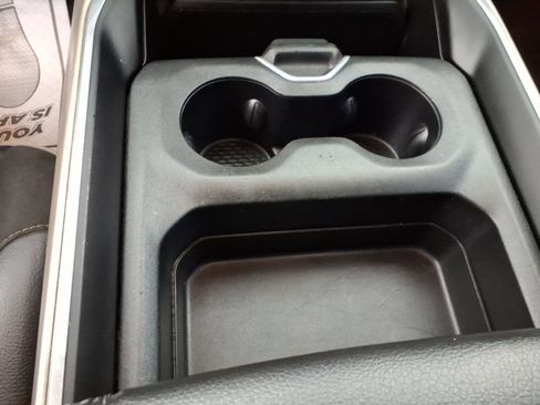 Used 2021 RAM 1500 Laramie image 12