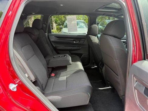 Used 2025 Honda CR-V Sport image 17