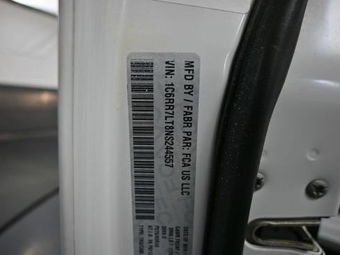 Used 2022 RAM 1500 Warlock AWD/4WD image 40