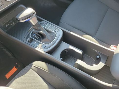 New 2026 Hyundai Kona SE image 14
