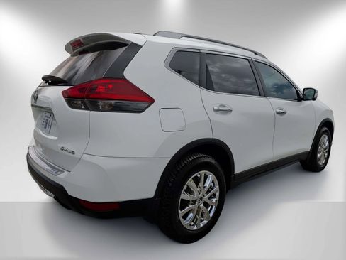 Used 2018 Nissan Rogue SV AWD/4WD image 5