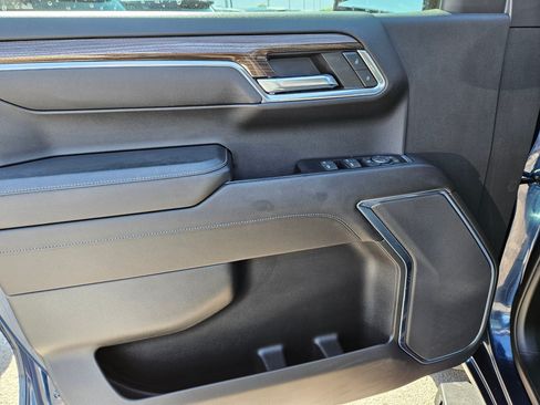 Used 2023 Chevrolet Silverado 1500 LT Trail Boss AWD/4WD image 12