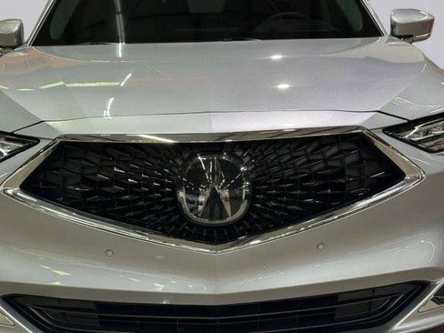 Used 2024 Acura MDX FWD w/ Technology Package image 11