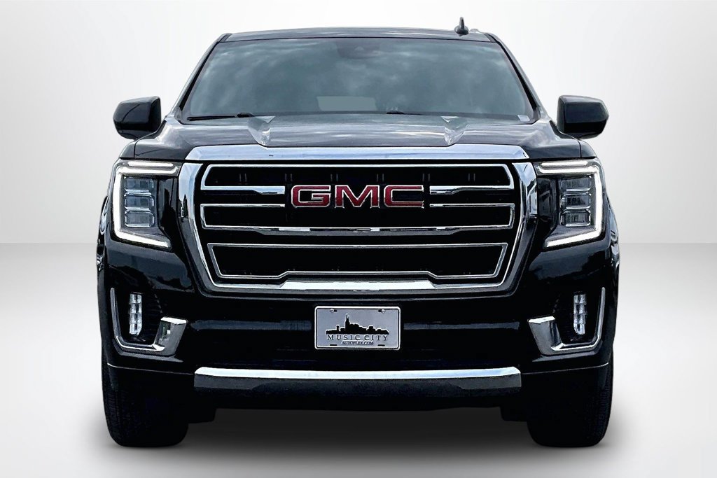 Used 2023 GMC Yukon SLT AWD/4WD image 2