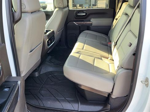 Used 2020 Chevrolet Silverado 2500 LTZ w/ LTZ Convenience Package image 12