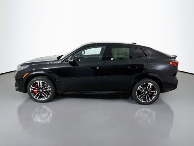 New 2026 BMW X2 xDrive28i w/ Technology Package AWD/4WD image 4