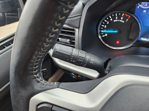 Used 2023 Ford Expedition XLT image 15