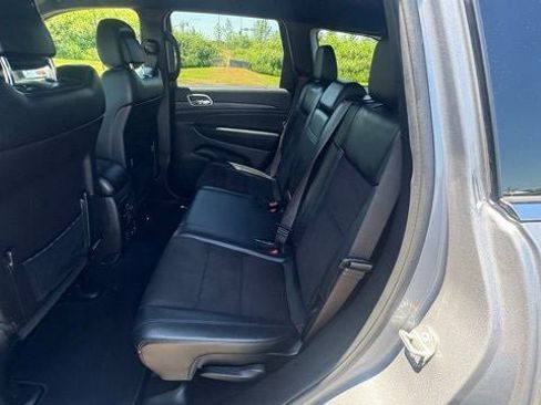 Used 2021 Jeep Grand Cherokee Laredo X AWD/4WD image 16