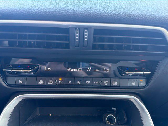 Used 2024 MAZDA CX-90 3.3 Turbo w/ Preferred Package AWD/4WD image 18