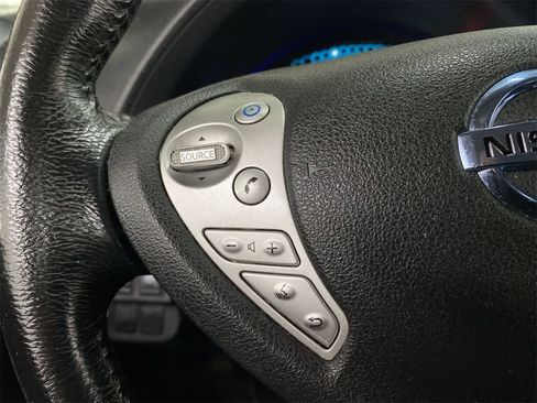 Used 2013 Nissan Leaf SL image 22