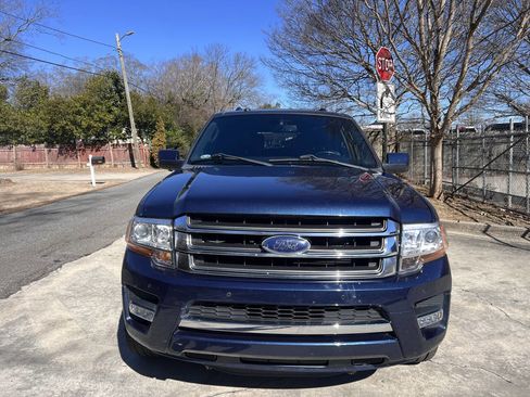 Used 2017 Ford Expedition EL Limited image 3
