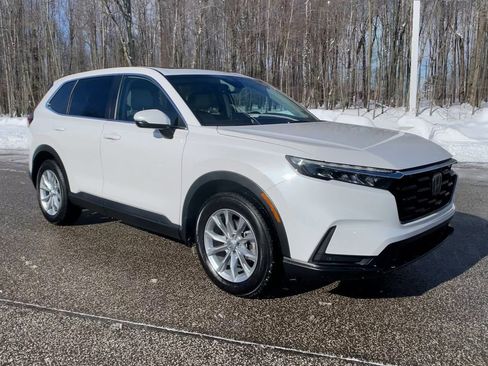 Used 2023 Honda CR-V EX-L image 3