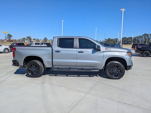 Used 2025 Chevrolet Silverado 1500 Custom Trail Boss image 9