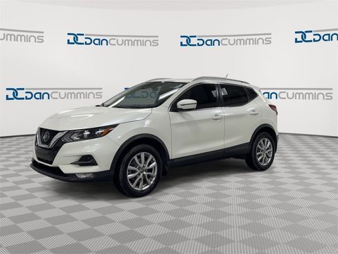 Used 2021 Nissan Rogue Sport SV image 4