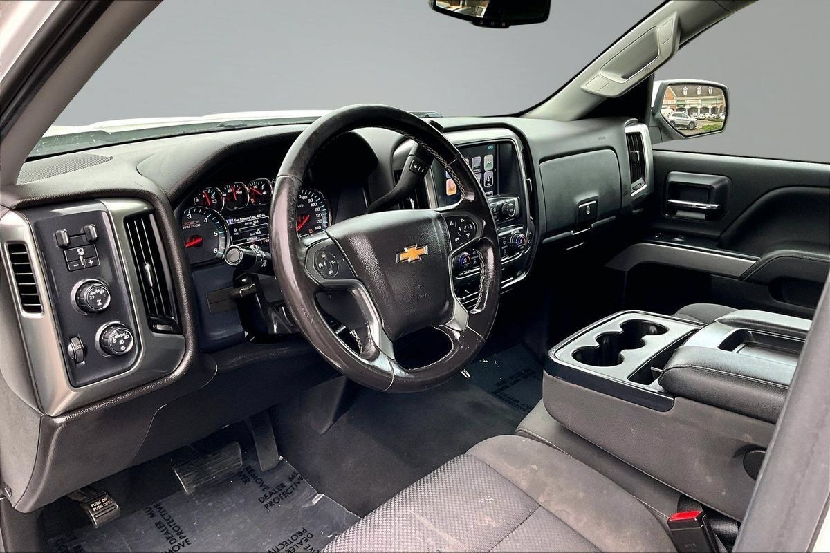 Used 2019 Chevrolet Silverado 1500 LT w/ All Star Edition AWD/4WD image 11