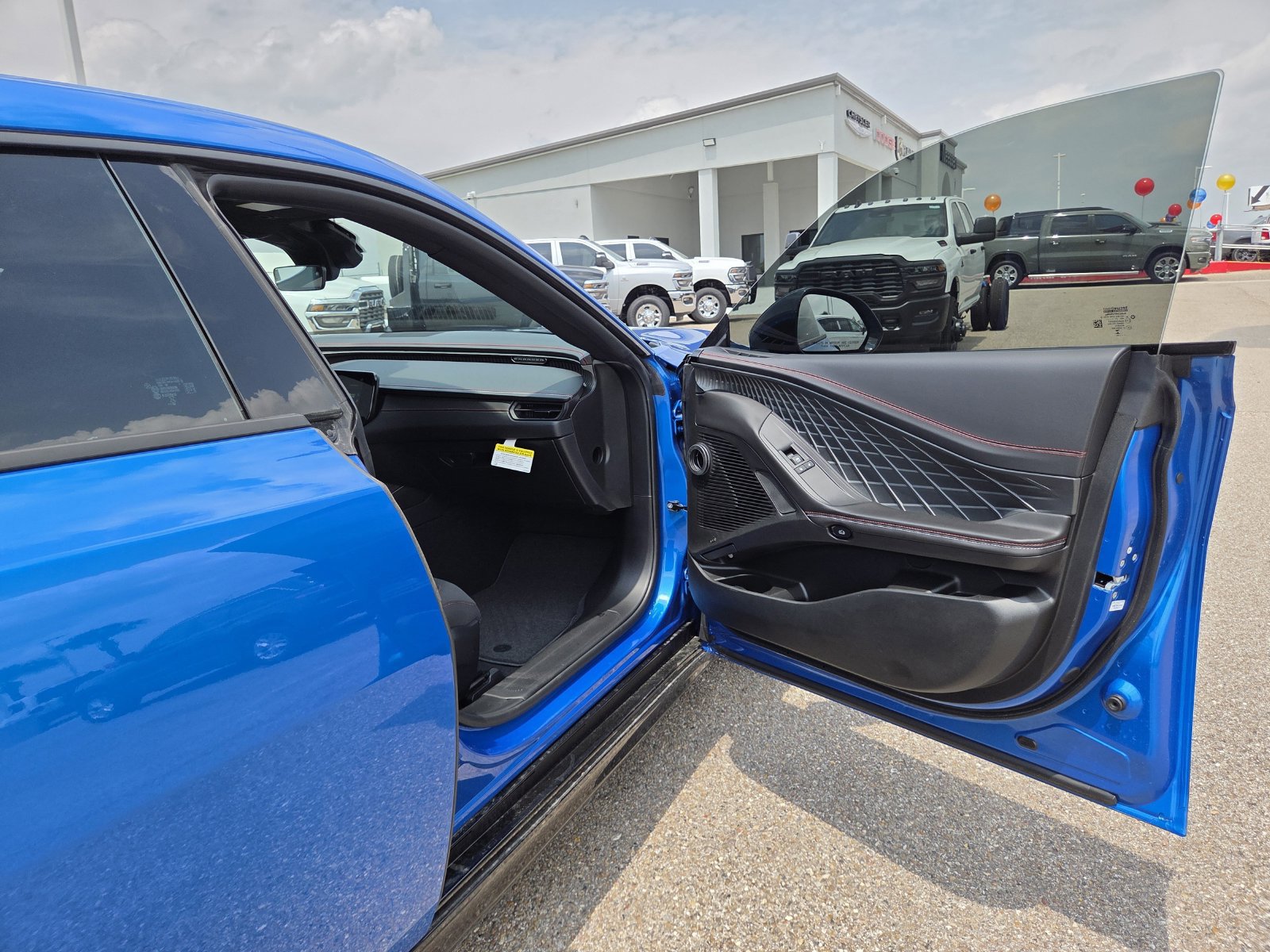 New 2026 Dodge Charger R/T w/ Blacktop Package AWD/4WD image 18
