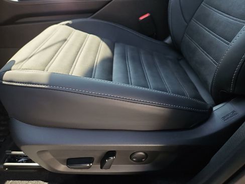 New 2025 Mitsubishi Outlander Trail Edition image 24