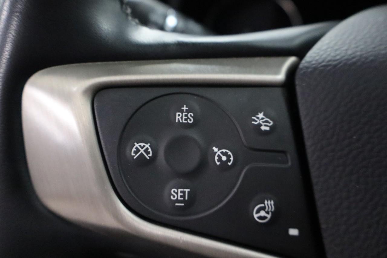 Used 2024 GMC Terrain Denali w/ Denali Premium Package AWD/4WD image 17